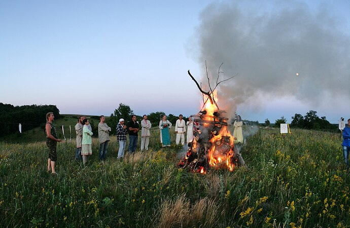 Ivan_Kupala_Day_in_Belgorod_Oblast_2013